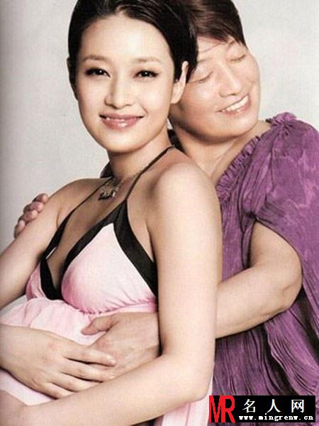 明星母女照大盘点 李小璐貌不如母亲(1)