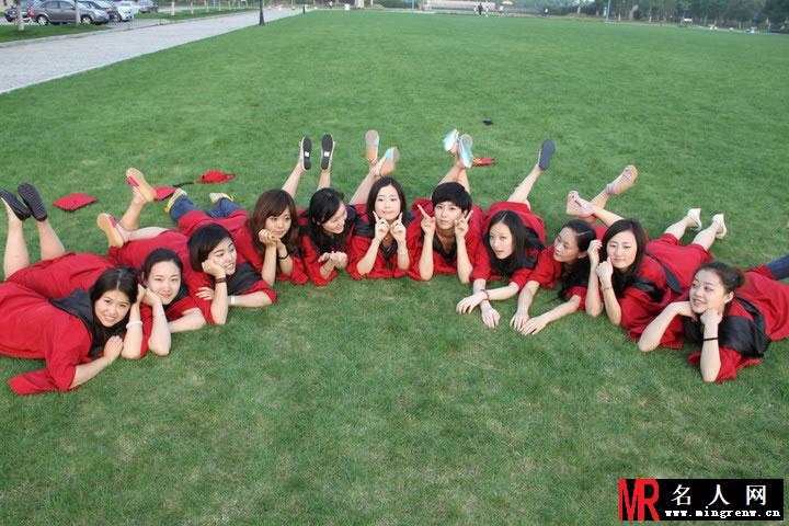 倪妮2011年6月毕业照 疯狂青春幸福回忆(1)