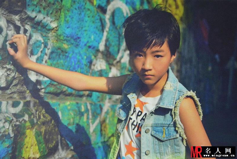 TFBOYS《HEART梦出发》牛仔裤版 帅气造型阳光青春(1)