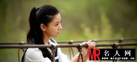 萌女神田晓霞 《平凡的世界》李小萌搞怪剧照(1)