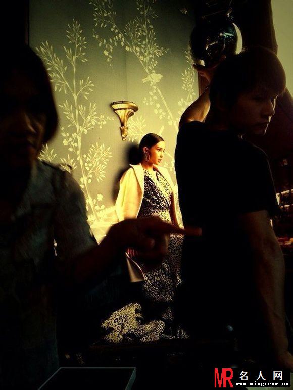 Angelababy美艳登Vogue 感谢黄晓明给自己自由(1)