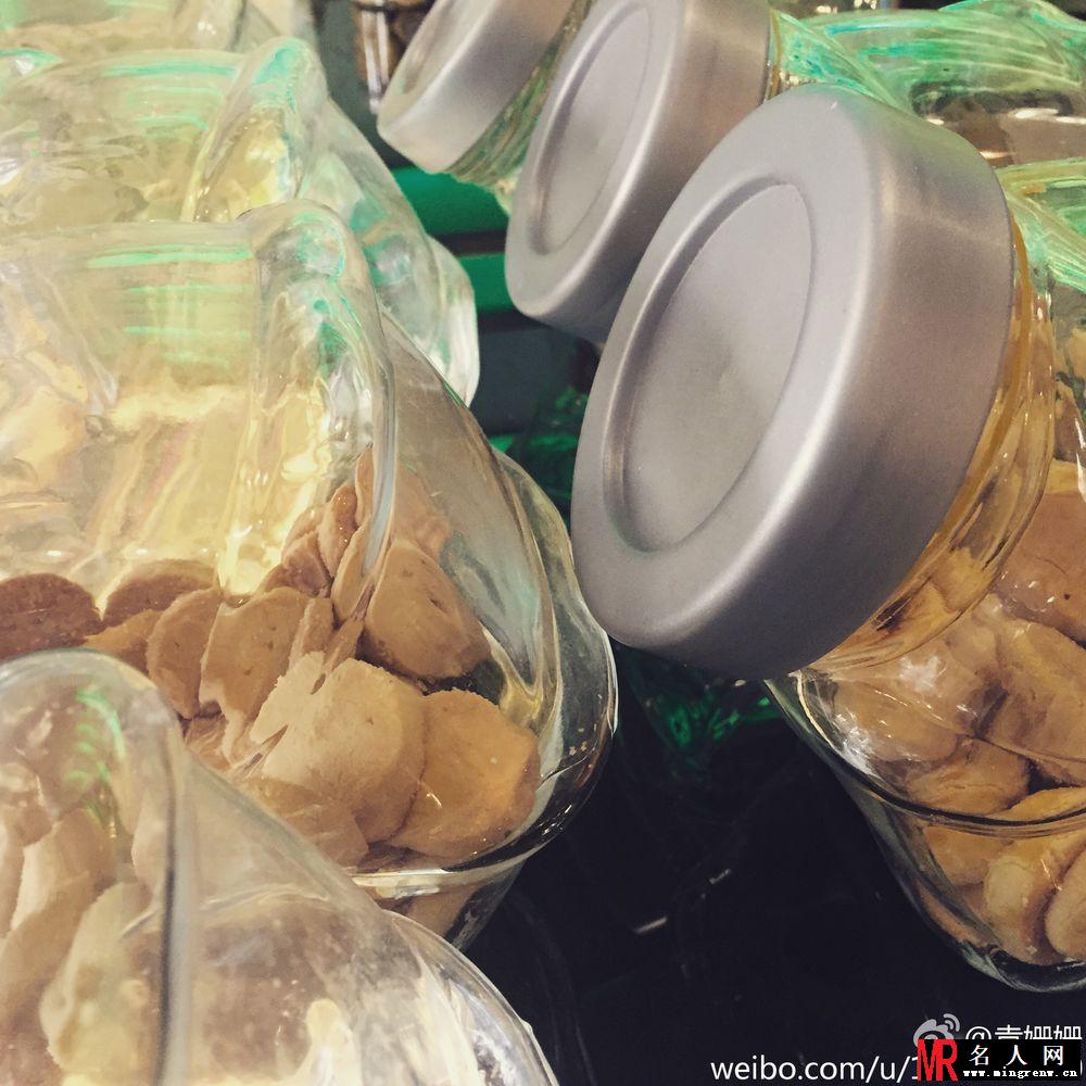 袁姗姗走进宁波“天使的味道” 关注心智发展障碍人群(1)