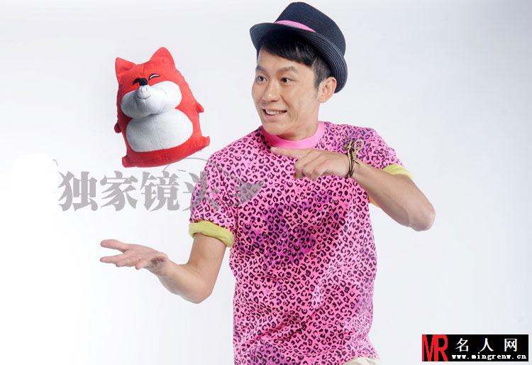李晨《独家镜头》全套写真集 百变造型轻松驾驭(1)