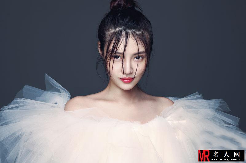 徐冬冬另类婚纱写真 造型唯美独特(1)