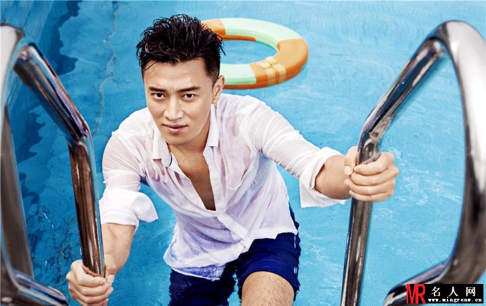 蒋毅泳池湿身写真 蒋毅尽展男人魅力(1)