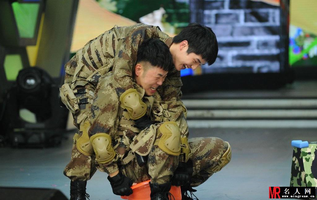 《快乐大本营》最新一期剧照 王宝强张丰毅热血男人(1)