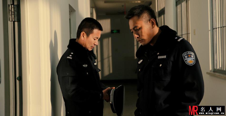 《解救吾先生》刘烨里变一线刑警帅出新高度(1)