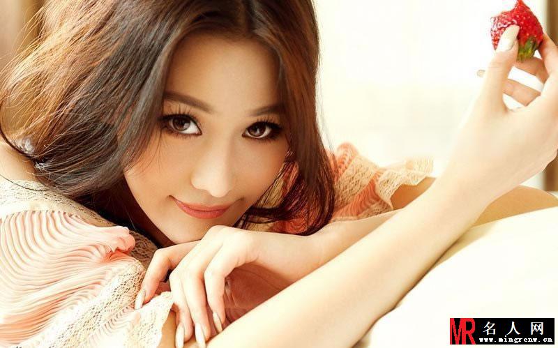 张馨予性感纯白诱惑 薄纱难掩妙曼身躯妖艳无比(1)