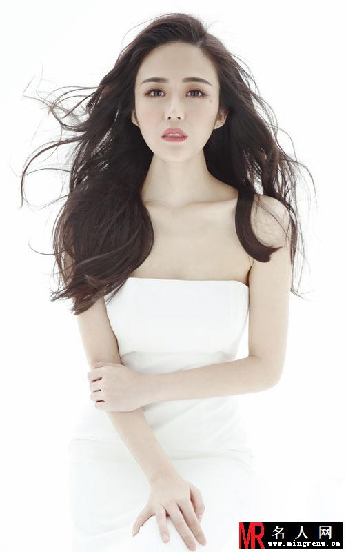 汤晶媚性感写真 散发浪漫唯美气质(1)