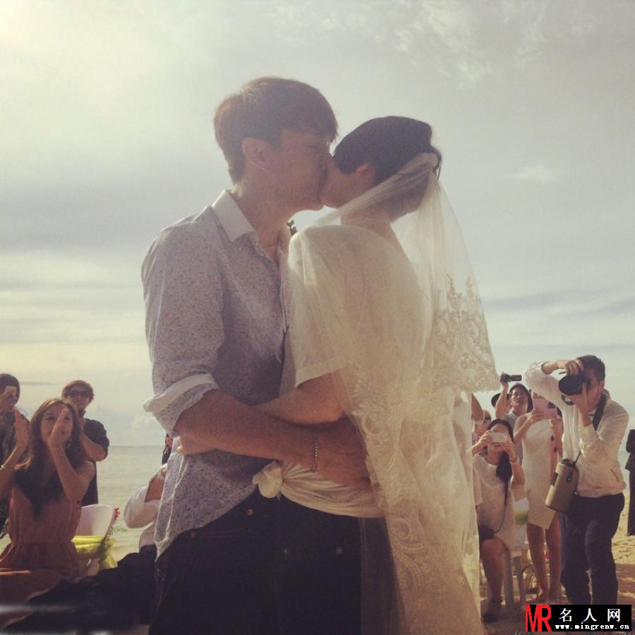 李承铉海岛求婚戚薇 女汉子含泪愿嫁做人妻(1)