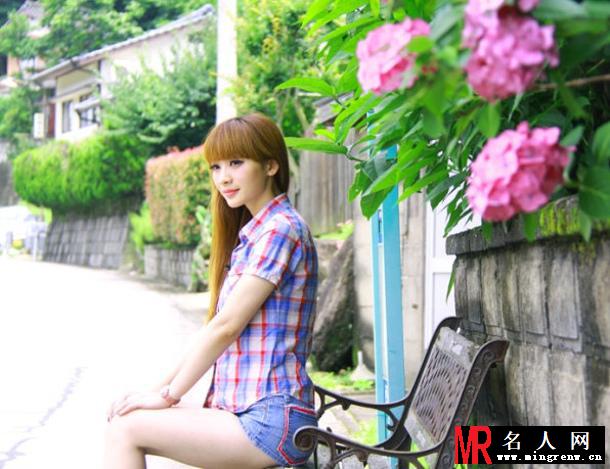 性感女神柳岩小清新甜美写真图片(1)