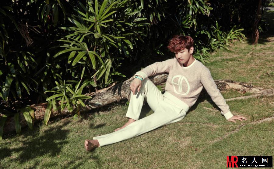 东方神起昌珉写真 置身大自然彰显自由(1)
