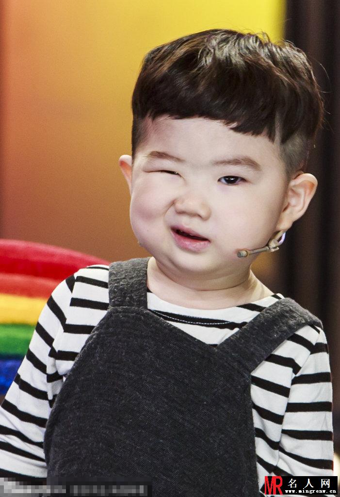 韩国喜感小正太嘎蒙现身萌化众人(1)