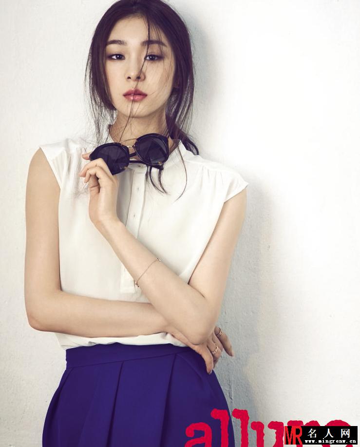 韩国花滑女神金妍儿退役后首度拍摄写真 气质柔美引人入胜(1)