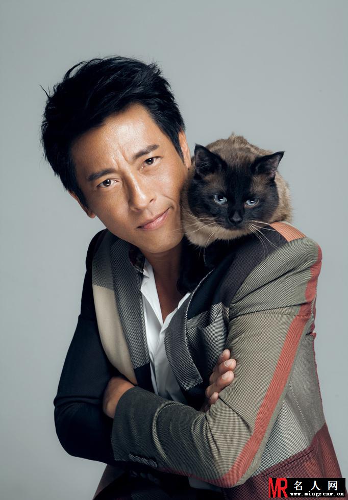 吕颂贤宠物写真 尽显暖男本色(1)
