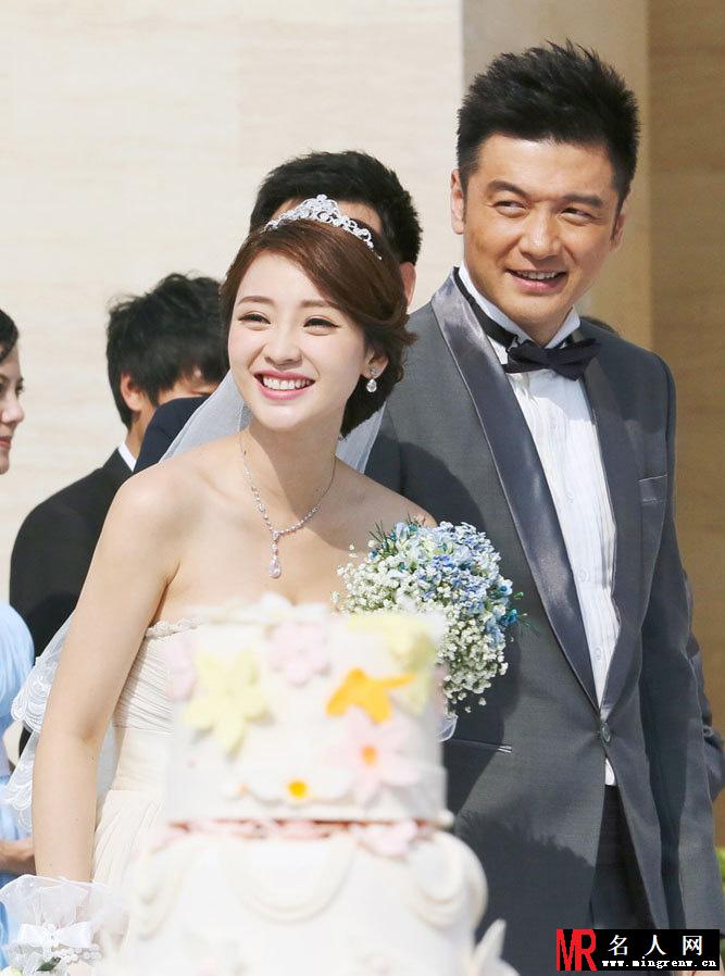 柳岩咱们结婚吧披婚纱 黄金剩女终觅幸福(1)