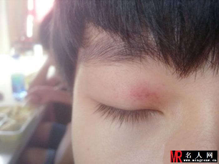 TFBOYS王源2013年下半年可爱卖萌生活照集(1)