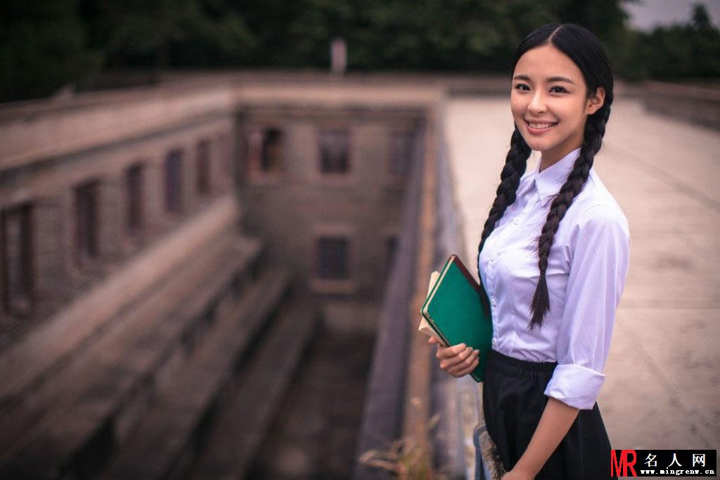 武大校花大pk 黄灿灿吴倩王維琳李莎旻子美照集合(1)