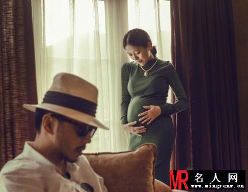 汪涵杨乐乐甜蜜写真曝光 亲密出镜幸福爆棚(1)
