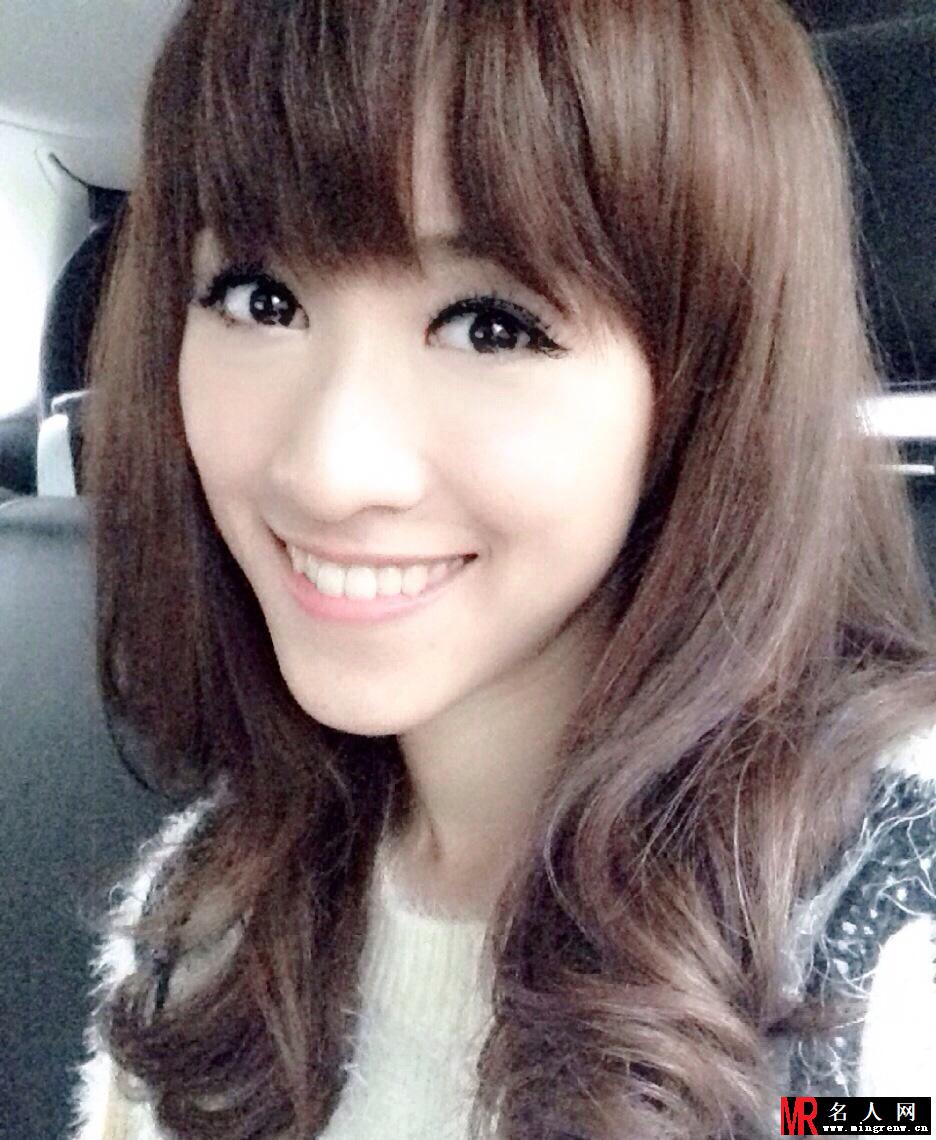 吴宗宪女儿海量私照 妩媚动人女主播(1)