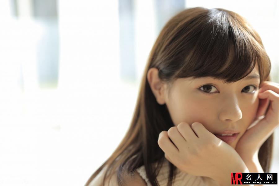 西野七濑白裙写真 气质清新纯美(1)