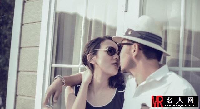 汪涵杨乐乐甜蜜写真曝光 亲密出镜幸福爆棚(1)
