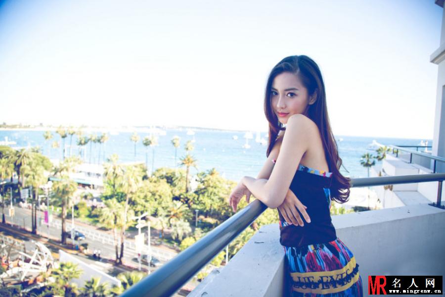 Angelababy戛纳私房美照 清凉打扮媚眼醉人(1)