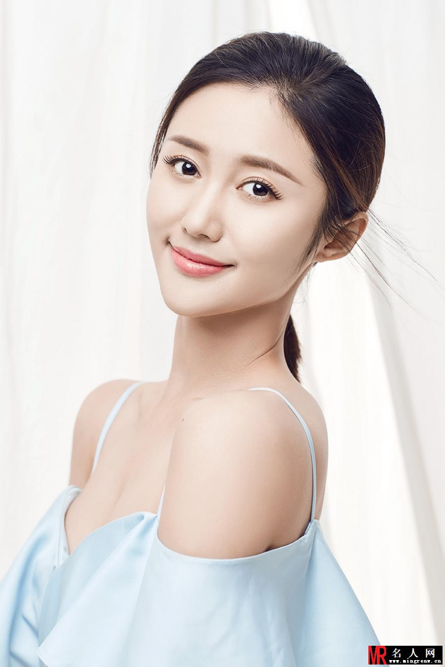 韩与诺玉女系写真公开 温婉大气彰显如兰气质(1)