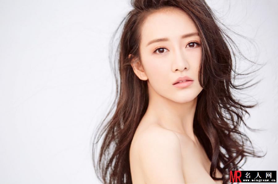 王鸥吊带纱裙写真曝光女人味十足(1)