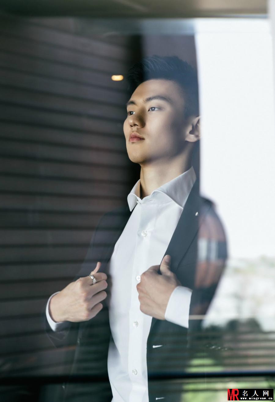 宁泽涛珠宝写真灵动逼人(1)