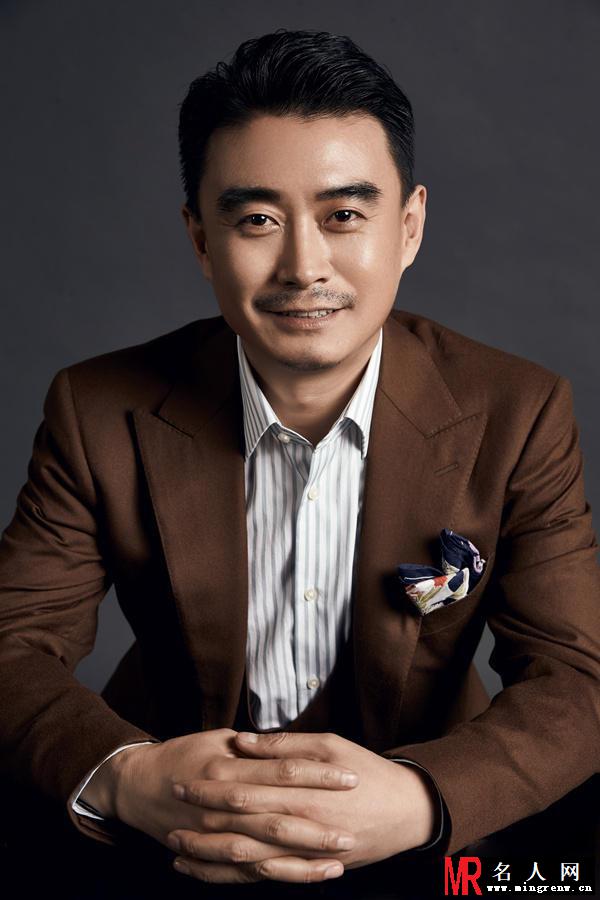 徐光宇时尚写真 演绎大叔魅力(1)