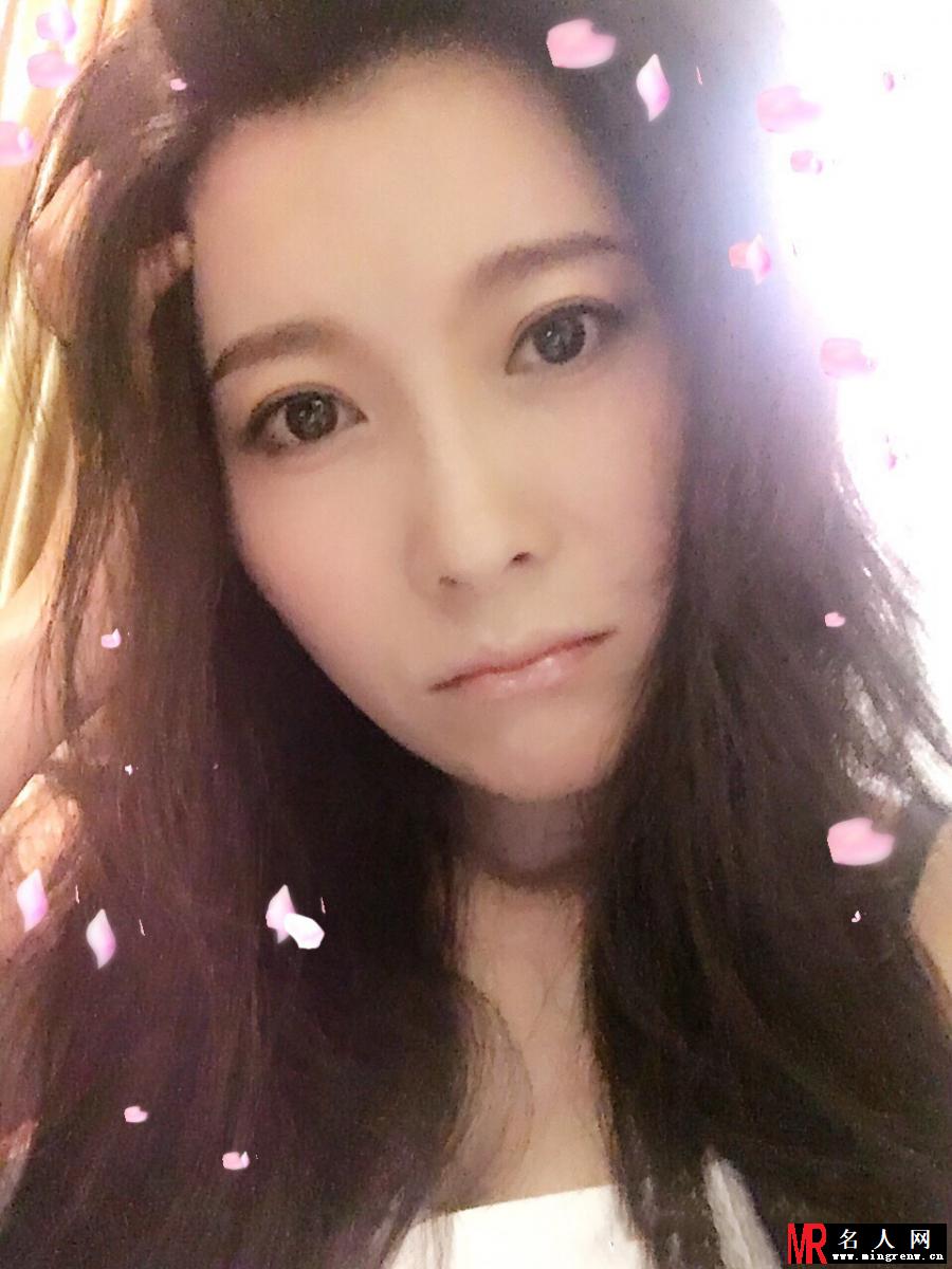 “朱七七”张棪琰海量生活照(1)
