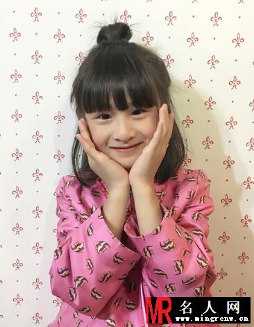 田雨橙近照 小姑娘长大啦！(1)