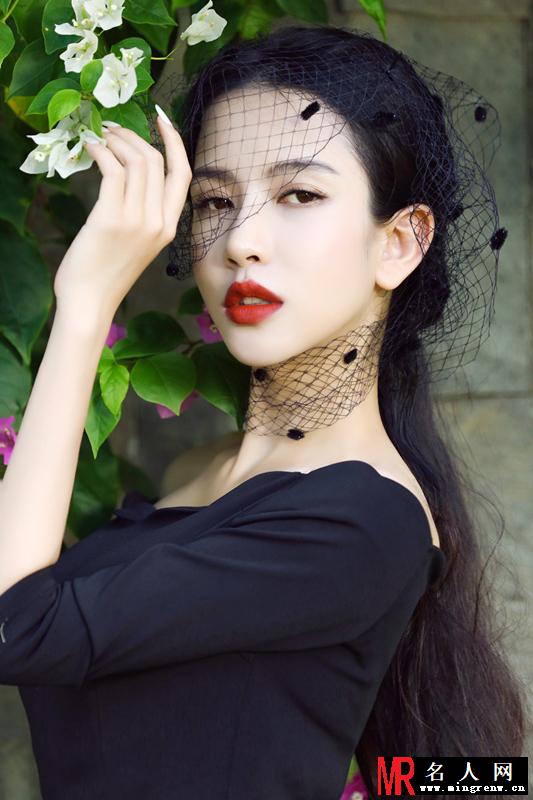 性感尤物潘霜霜写真 大地女神之复苏(1)