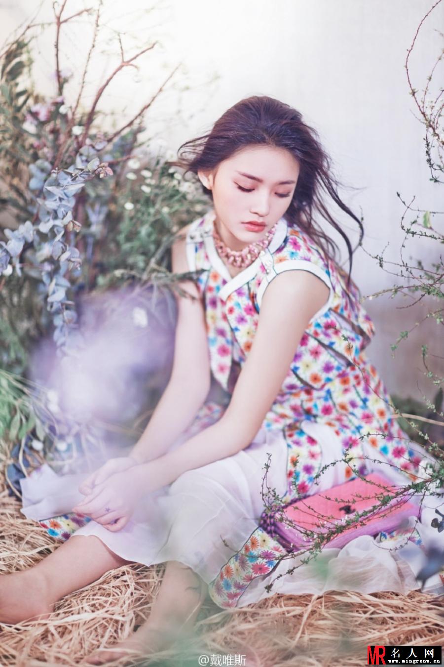 林允灵动活泼优雅可人(1)