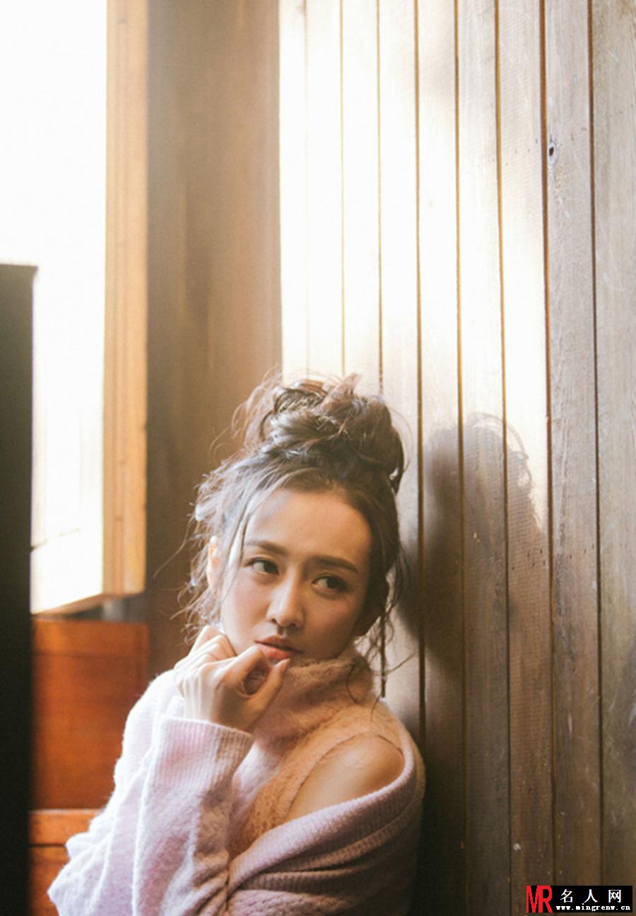 王鸥日系温暖写真 演绎森女风诱惑(1)