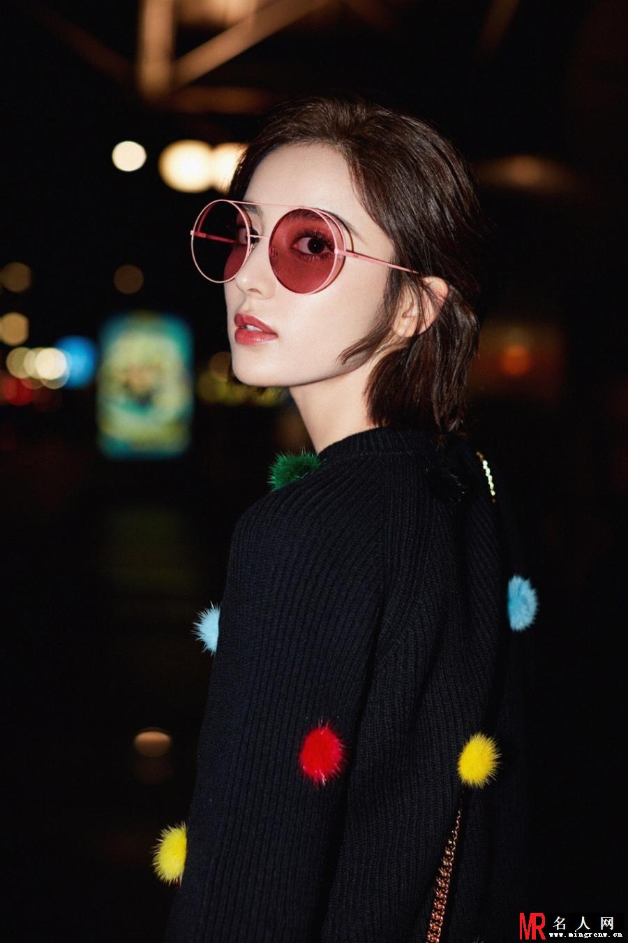 娜扎着装优雅时尚现身 俏皮甜美散发无限魅力(1)