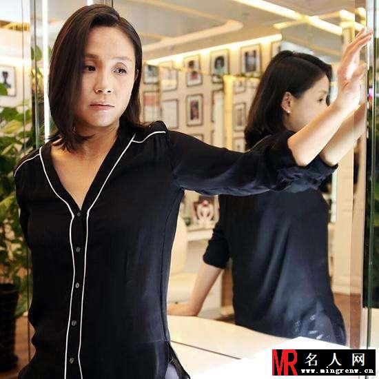 “快女教母”龙丹妮卸任天娱总经理(1)
