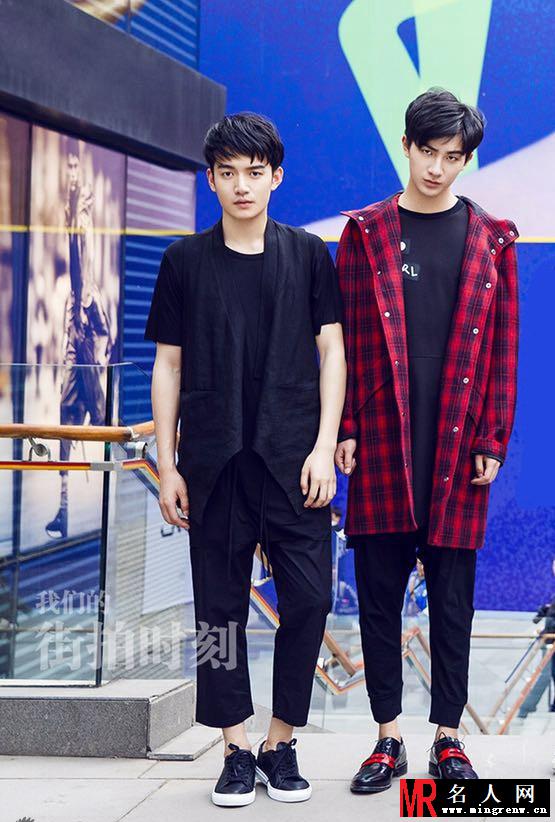 李宏毅曝新写真 举手投足间大模风范十足(1)