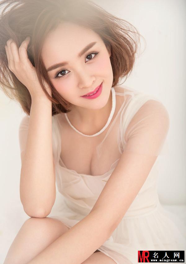 邓莎情人节写真：俏皮可爱(1)