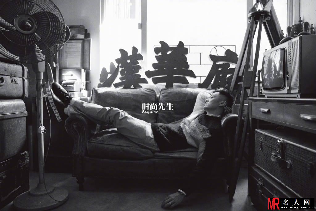 余文乐杂志大片曝光 复古光影下彰显绅士性格荷尔蒙爆棚(1)