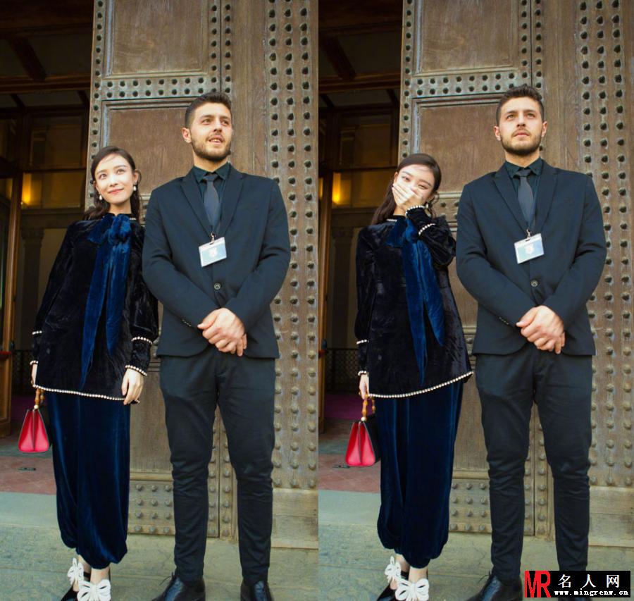 倪妮肤若凝脂笑靥如花 着蓝丝绒礼服优雅纯净(1)