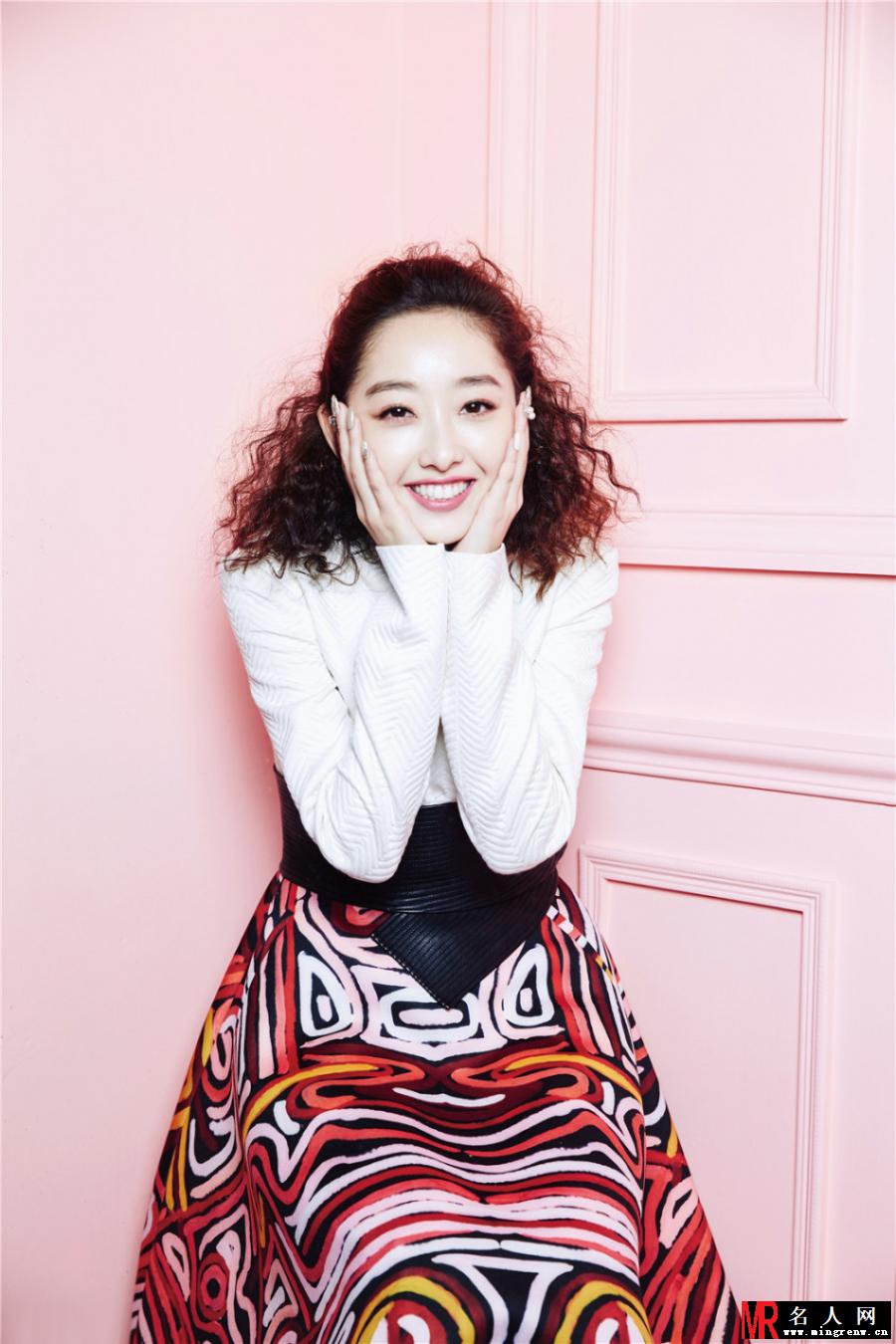蒋梦婕杂志写真 上演搞怪卖萌小公主(1)
