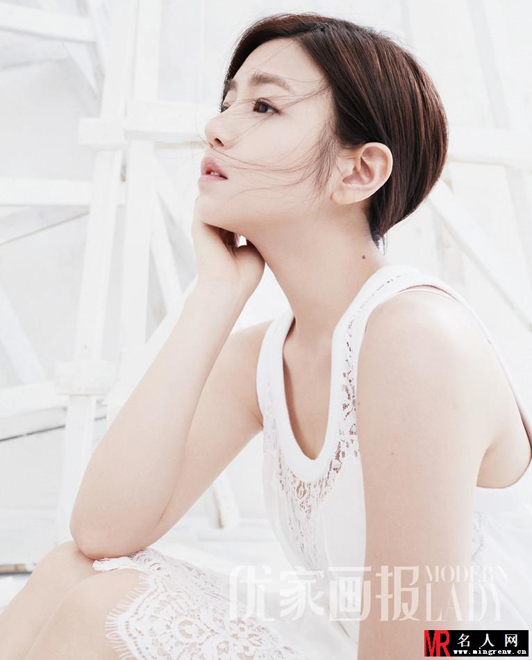 陈妍希杂志大片 白衣尽显圣洁气息(1)