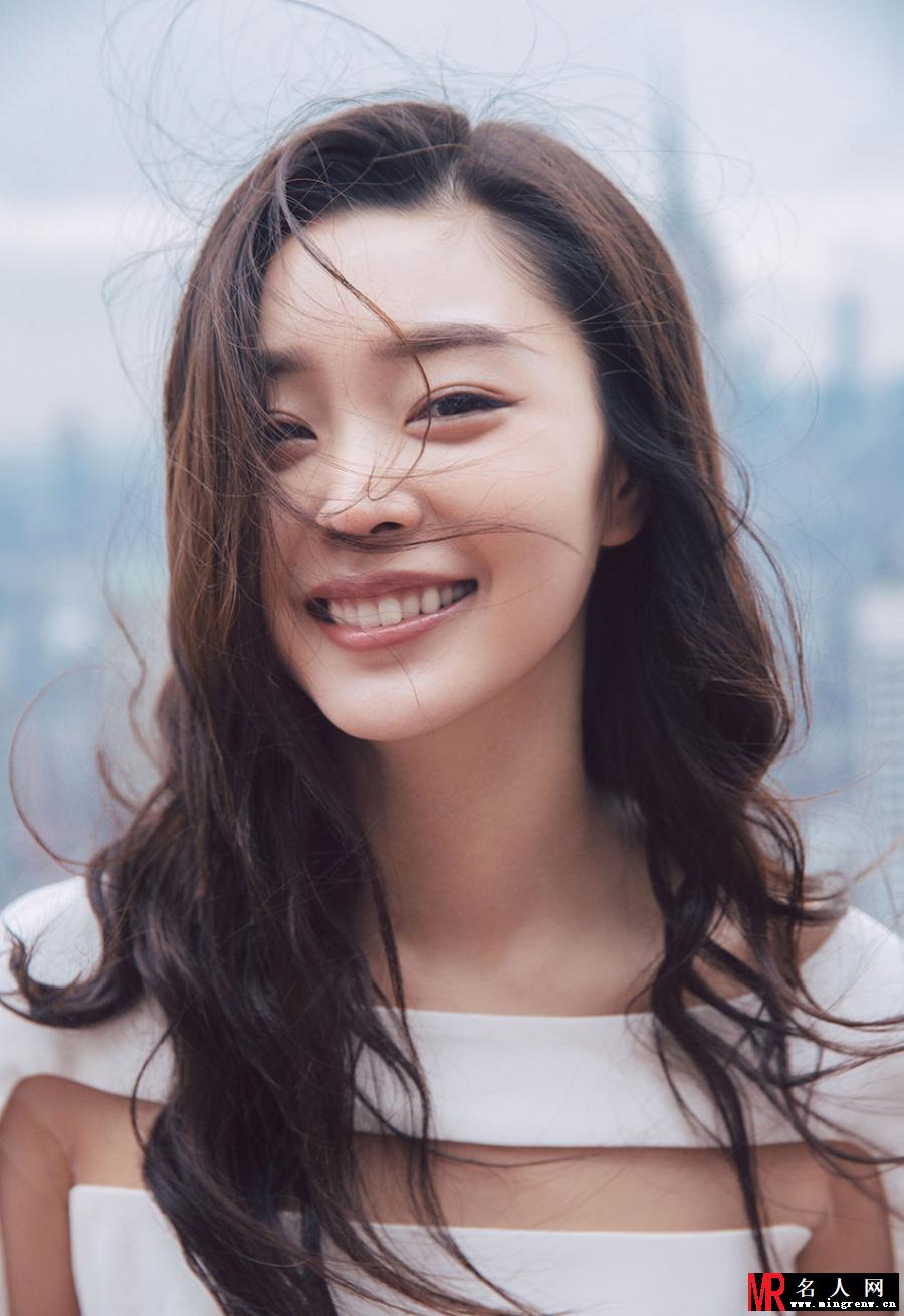 宋轶纽约大片曝光 自如随性的状态尽显独特魅力(1)