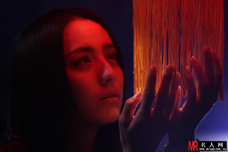 紫宅周彤剧照(1)