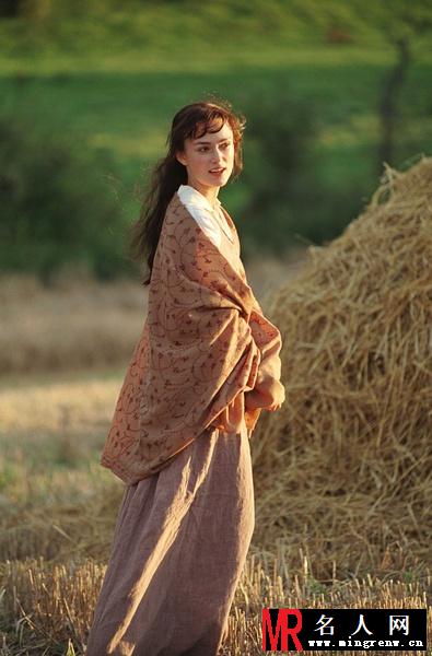 傲慢与偏见2005年版伊丽莎白·班内特剧照(1)
