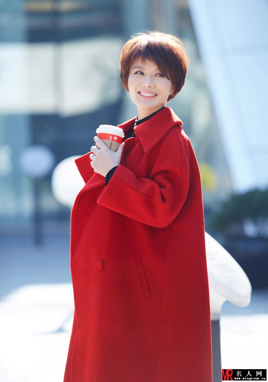 程愫冬日写真笑容温暖(1)
