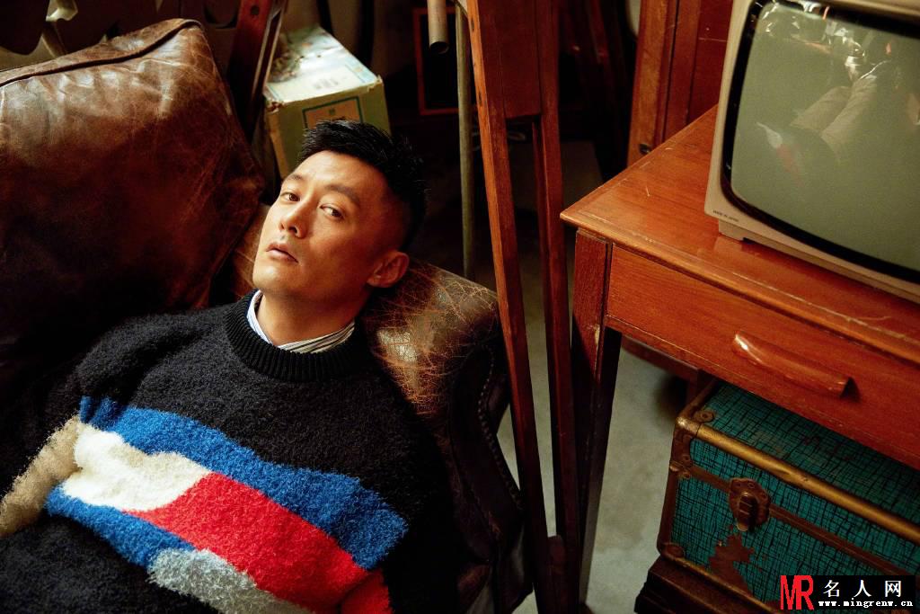 余文乐杂志大片曝光 复古光影下彰显绅士性格荷尔蒙爆棚(1)