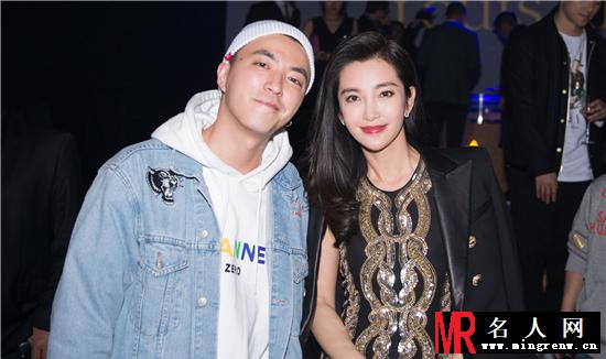 李冰冰遇环保知音与菲董英文畅聊无压力(1)